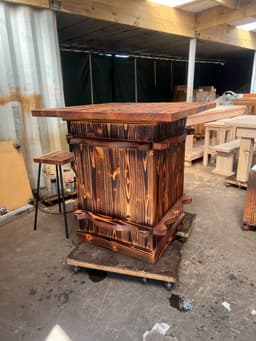 Macrocarpa Bar Leaner — photo 15 of 19